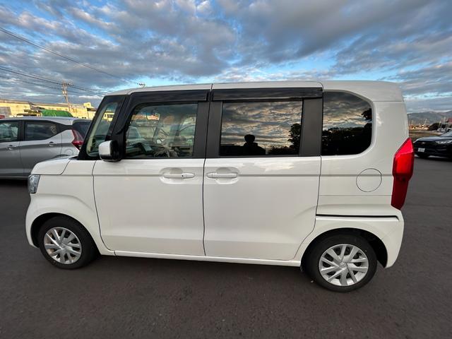 N-BOX G・Lホンダセンシング ナビ バックカメラ アイドリングストップ クルーズコントロール 片側電動スライドドア プッシュスタート スマートキー オートエアコン オートライト 電動格納ミラー パワーウィンドウ(24枚目)