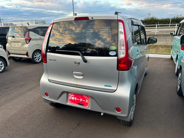 ご覧いただきありがとうございます♪気になったお車がありましたらお気軽にお電話をください♪