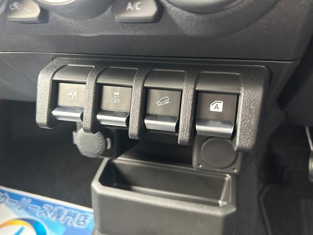 ジムニー ＸＣ　ＭＴ　届出済未使用　シートヒーター　アルミホイール　衝突被害軽減ブレーキ　アイドリングストップ　クルーズコントロール　クリアランスソナー　レーンアシスト　オートエアコン　オートライト　プッシュスタート（28枚目）