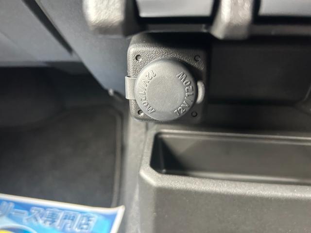 ジムニー ＸＣ　ＭＴ　届出済未使用　シートヒーター　アルミホイール　衝突被害軽減ブレーキ　アイドリングストップ　クルーズコントロール　クリアランスソナー　レーンアシスト　オートエアコン　オートライト　プッシュスタート（29枚目）