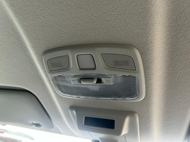 ジムニー ＸＣ　ＭＴ　届出済未使用　シートヒーター　アルミホイール　衝突被害軽減ブレーキ　アイドリングストップ　クルーズコントロール　クリアランスソナー　レーンアシスト　オートエアコン　オートライト　プッシュスタート（39枚目）