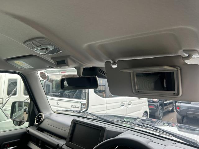 ジムニー ＸＣ　ＭＴ　届出済未使用　シートヒーター　アルミホイール　衝突被害軽減ブレーキ　アイドリングストップ　クルーズコントロール　クリアランスソナー　レーンアシスト　オートエアコン　オートライト　プッシュスタート（40枚目）