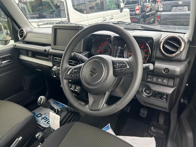 ジムニー ＸＣ　ＭＴ　届出済未使用　シートヒーター　アルミホイール　衝突被害軽減ブレーキ　アイドリングストップ　クルーズコントロール　クリアランスソナー　レーンアシスト　オートエアコン　オートライト　プッシュスタート（41枚目）