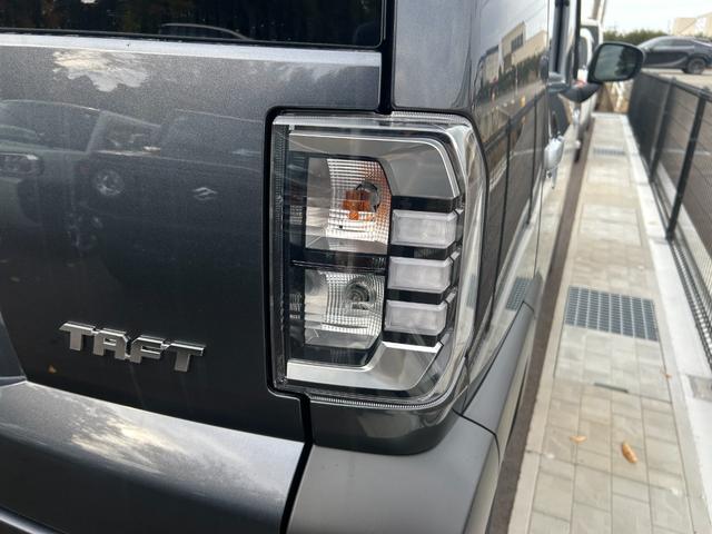 タフト Ｘ　届出済未使用車　バックカメラ　衝突被害軽減ブレーキ　アイドリングストップ　クリアランスソナー　横滑り防止装置　盗難防止システム　オートエアコン　オートライト　プッシュスタート　スマートキー　サンルーフ（16枚目）