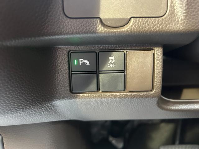 Ｎ－ＢＯＸ Ｌ　ディスプレイオーディオ　片側電動スライドドア　バックカメラ　シートヒーター　衝突被害軽減ブレーキ　アイドリングストップ　クリアランスソナー　クルーズコントロール　横滑り防止装置　オートエアコン（31枚目）