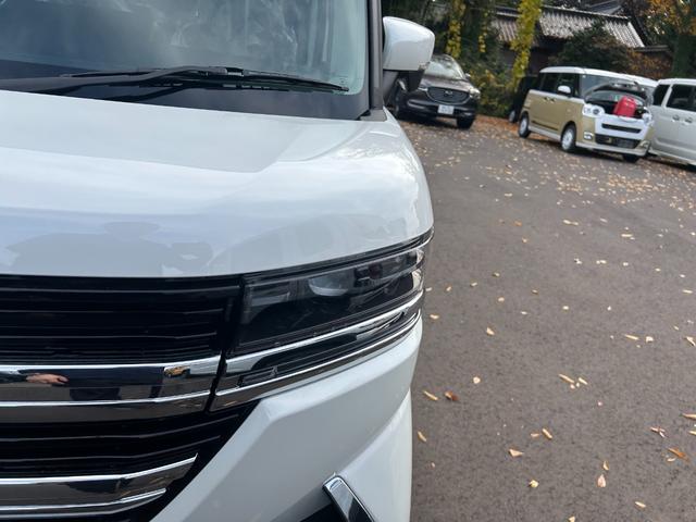 スペーシアカスタム ハイブリッドＸＳ　届出済未使用　両側電動スライドドア　アルミホイール　シートヒーター　ハンドルヒーター　アイドリングストップ　横滑り防止装置　クルーズコントロール　オートエアコン　オートライト　プッシュスタート（5枚目）