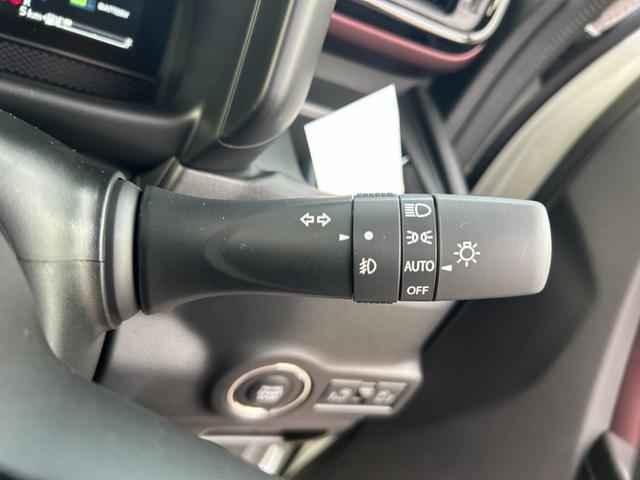 スペーシアカスタム ハイブリッドＸＳ　届出済未使用　両側電動スライドドア　アルミホイール　シートヒーター　ハンドルヒーター　アイドリングストップ　横滑り防止装置　クルーズコントロール　オートエアコン　オートライト　プッシュスタート（41枚目）