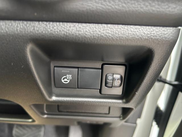 スペーシアカスタム ハイブリッドＸＳ　届出済未使用　両側電動スライドドア　アルミホイール　シートヒーター　ハンドルヒーター　アイドリングストップ　横滑り防止装置　クルーズコントロール　オートエアコン　オートライト　プッシュスタート（44枚目）