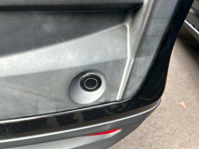 ライズ Ｘ　Ｓ　４ＷＤ　ディスプレイオーディオ　シートヒーター　衝突被害軽減ブレーキ　アイドリングストップ　横滑り防止装置　クリアランスソナー　盗難防止システム　バックカメラ　エアコン　オートライト　プッシュスタート（7枚目）