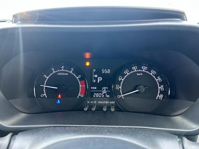 ライズ Ｘ　Ｓ　４ＷＤ　ディスプレイオーディオ　シートヒーター　衝突被害軽減ブレーキ　アイドリングストップ　横滑り防止装置　クリアランスソナー　盗難防止システム　バックカメラ　エアコン　オートライト　プッシュスタート（13枚目）