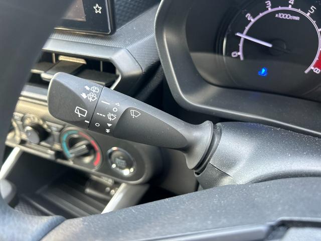 ライズ Ｘ　Ｓ　４ＷＤ　ディスプレイオーディオ　シートヒーター　衝突被害軽減ブレーキ　アイドリングストップ　横滑り防止装置　クリアランスソナー　盗難防止システム　バックカメラ　エアコン　オートライト　プッシュスタート（22枚目）