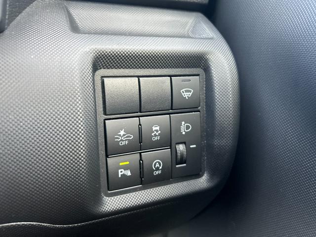 ライズ Ｘ　Ｓ　４ＷＤ　ディスプレイオーディオ　シートヒーター　衝突被害軽減ブレーキ　アイドリングストップ　横滑り防止装置　クリアランスソナー　盗難防止システム　バックカメラ　エアコン　オートライト　プッシュスタート（24枚目）