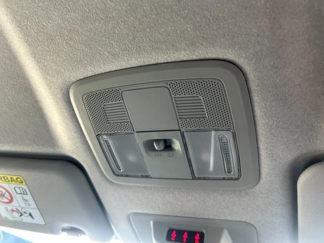 ライズ Ｘ　Ｓ　４ＷＤ　ディスプレイオーディオ　シートヒーター　衝突被害軽減ブレーキ　アイドリングストップ　横滑り防止装置　クリアランスソナー　盗難防止システム　バックカメラ　エアコン　オートライト　プッシュスタート（25枚目）