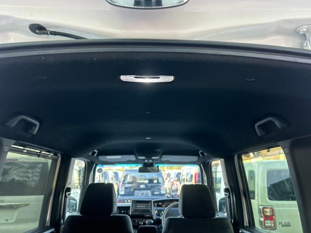 N-BOXカスタム L ナビ 片側電動スライドドア バックカメラ ETC シートヒーター 衝突被害軽減ブレーキ アイドリングストップ クリアランスソナー 横滑り防止装置 レーンアシスト クルーズコントロール オートエアコン(12枚目)