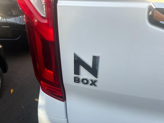 N-BOX L ナビ バックカメラ ETC 衝突被害軽減ブレーキ クルーズコントロール クリアランスソナー 横滑り防止装置 シートヒーター 片側電動スライドドア オートエアコン オートライト プッシュスタート(7枚目)