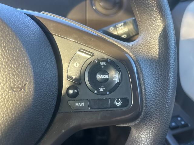 N-BOX L ナビ バックカメラ ETC 衝突被害軽減ブレーキ クルーズコントロール クリアランスソナー 横滑り防止装置 シートヒーター 片側電動スライドドア オートエアコン オートライト プッシュスタート(24枚目)