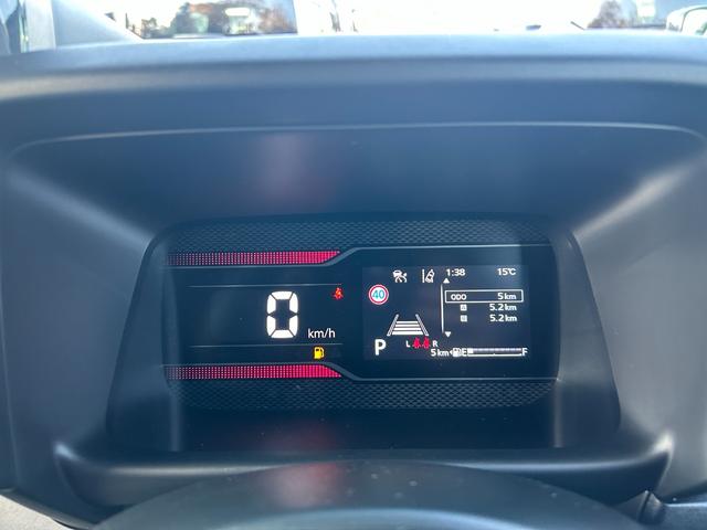 スペーシアカスタム ハイブリッドGS 届出済未使用車 衝突被害軽減ブレーキ アイドリングストップ 横滑り防止装置 クルーズコントロール シートヒーター 片側電動スライドドア オートエアコン オートライト プッシュスタート スマートキー(17枚目)