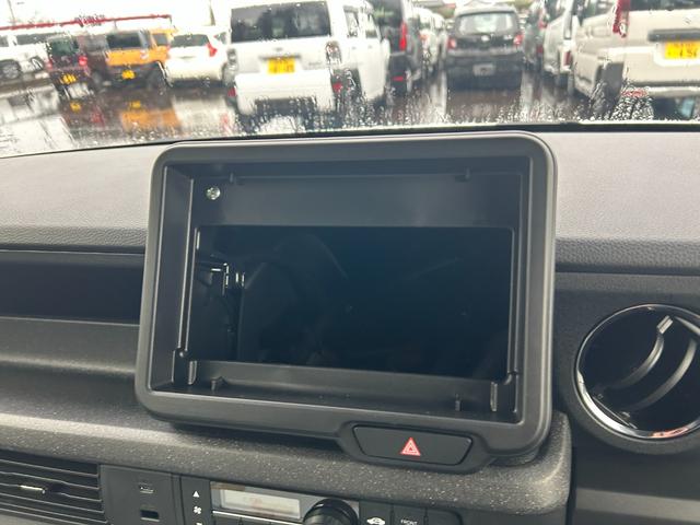 Ｎ－ＢＯＸカスタム ターボ　届出済未使用車　両側電動スライドドア　シートヒーター　アルミホイール　バックカメラ　衝突被害軽減ブレーキ　アイドリングストップ　クルーズコントロール　オートエアコン　オートライト　プッシュスタート（32枚目）