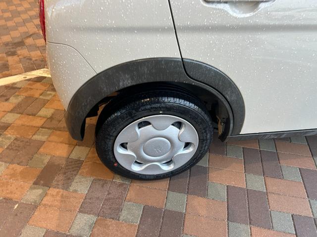 アルトラパン Ｌ　全方位ナビ　ＥＴＣ　シートヒーター　衝突被害軽減ブレーキ　アイドリングストップ　レーンアシスト　横滑り防止装置　クリアランスソナー　オートエアコン　オートライト　プッシュスタート　スマートキー（29枚目）