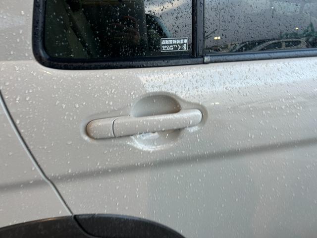 アルトラパン Ｌ　全方位ナビ　ＥＴＣ　シートヒーター　衝突被害軽減ブレーキ　アイドリングストップ　レーンアシスト　横滑り防止装置　クリアランスソナー　オートエアコン　オートライト　プッシュスタート　スマートキー（30枚目）