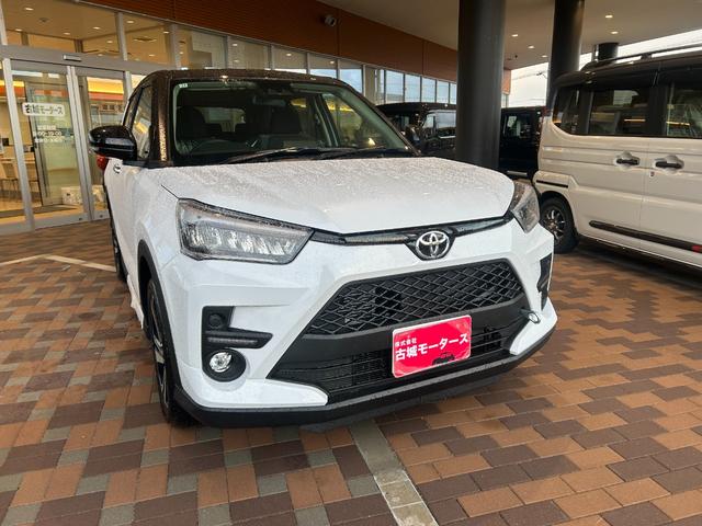 ライズ Z 4WD 登録済未使用車 LEDヘッドランプ アルミホイール シートヒーター 衝突被害軽減ブレーキ アイドリングストップ 横滑り防止装置 クリアランスソナー クルーズコントロール 盗難防止システム(3枚目)