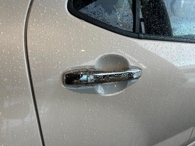 ライズ Z 4WD 登録済未使用車 LEDヘッドランプ アルミホイール シートヒーター 衝突被害軽減ブレーキ アイドリングストップ 横滑り防止装置 クリアランスソナー クルーズコントロール 盗難防止システム(28枚目)