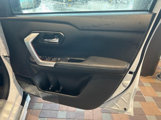 ライズ Z 4WD 登録済未使用車 LEDヘッドランプ アルミホイール シートヒーター 衝突被害軽減ブレーキ アイドリングストップ 横滑り防止装置 クリアランスソナー クルーズコントロール 盗難防止システム(34枚目)