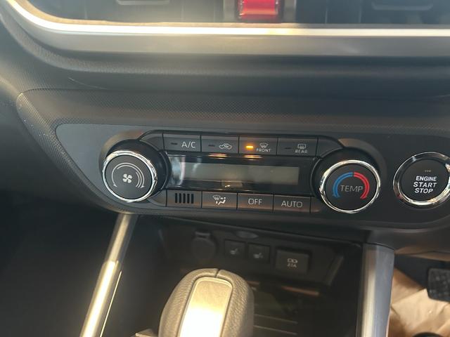 ライズ Z 4WD 登録済未使用車 LEDヘッドランプ アルミホイール シートヒーター 衝突被害軽減ブレーキ アイドリングストップ 横滑り防止装置 クリアランスソナー クルーズコントロール 盗難防止システム(37枚目)