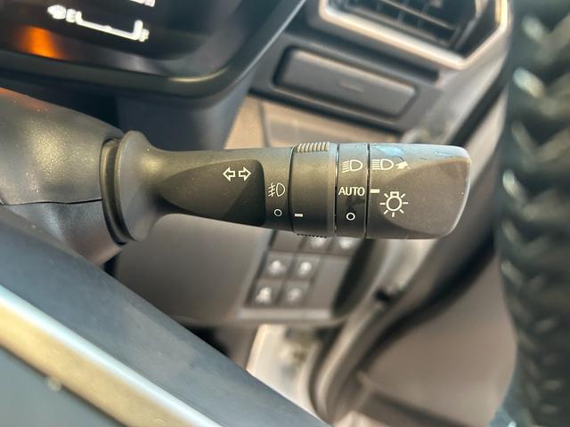 ライズ Z 4WD 登録済未使用車 LEDヘッドランプ アルミホイール シートヒーター 衝突被害軽減ブレーキ アイドリングストップ 横滑り防止装置 クリアランスソナー クルーズコントロール 盗難防止システム(44枚目)