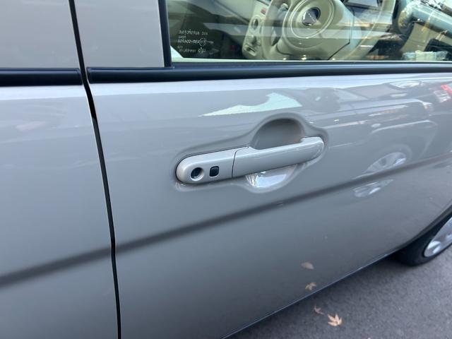 アルトラパン ハイブリッドG 届出済未使用車 シートヒーター 衝突被害軽減ブレーキ アイドリングストップ 横滑り防止装置 クリアランスソナー 盗難防止システム エアコン オートライト プッシュスタート スマートキー 電動格納ミラー(14枚目)