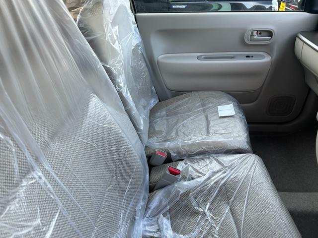 アルトラパン ハイブリッドG 届出済未使用車 シートヒーター 衝突被害軽減ブレーキ アイドリングストップ 横滑り防止装置 クリアランスソナー 盗難防止システム エアコン オートライト プッシュスタート スマートキー 電動格納ミラー(28枚目)