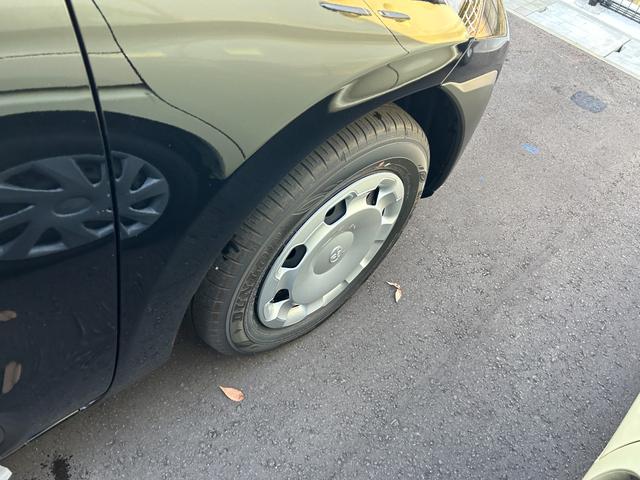 シエンタ ハイブリッドX 登録済未使用車 7人 3列シート ハイブリッド 片側電動スライドドア 衝突被害軽減ブレーキ 横滑り防止装置 オートエアコン オートライト プッシュスタート スマートキー 電動格納ミラー(11枚目)