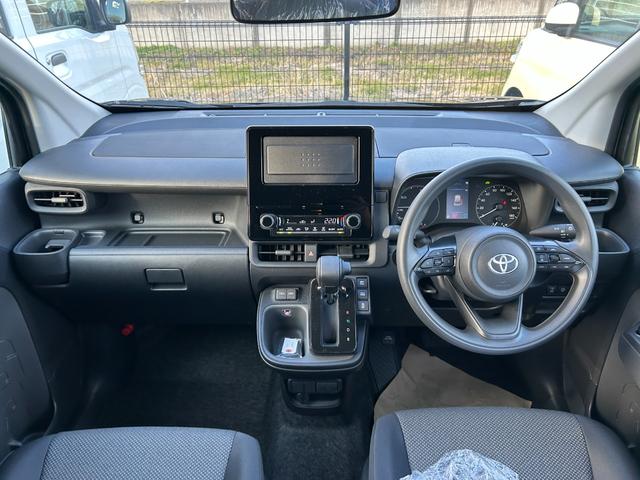 シエンタ ハイブリッドX 登録済未使用車 7人 3列シート ハイブリッド 片側電動スライドドア 衝突被害軽減ブレーキ 横滑り防止装置 オートエアコン オートライト プッシュスタート スマートキー 電動格納ミラー(30枚目)