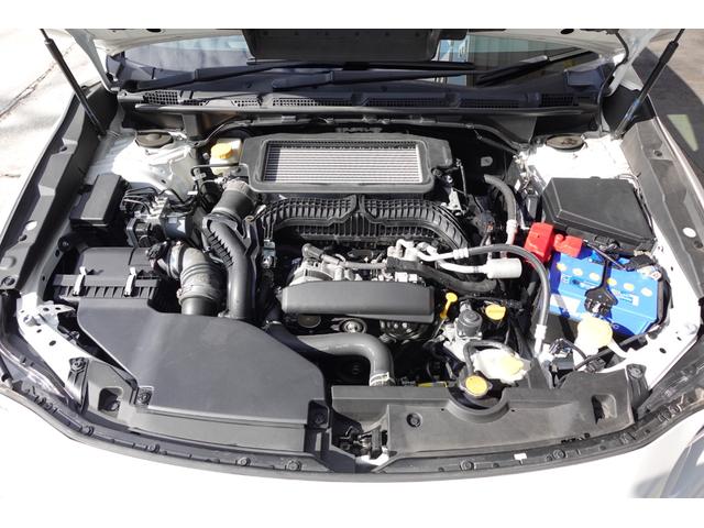 スバルの水平対向ターボエンジン＋４ＷＤ（シンメトリカルＡＷＤ）の走りをお楽しみください。※レヴォーグ１．８Ｌ最高出力１７７ＰＳ、最大トルク３０．６ｋｇｆ．ｍ