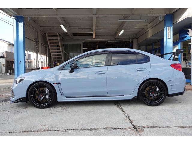 WRX STI S208NBRチャレンジパックカーボンリヤウイング グー鑑定付き 内外装5点満点 ドライカーボンルーフ/リヤウイング 専用高出力バランスドエンジン 専用ECU クイックステアリングギアボックス インタークーラーウォータースプレイ 前後ブレンボキャリパー(4枚目)