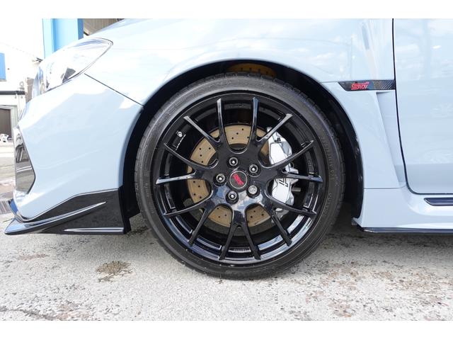 WRX STI S208NBRチャレンジパックカーボンリヤウイング グー鑑定付き 内外装5点満点 ドライカーボンルーフ/リヤウイング 専用高出力バランスドエンジン 専用ECU クイックステアリングギアボックス インタークーラーウォータースプレイ 前後ブレンボキャリパー(10枚目)