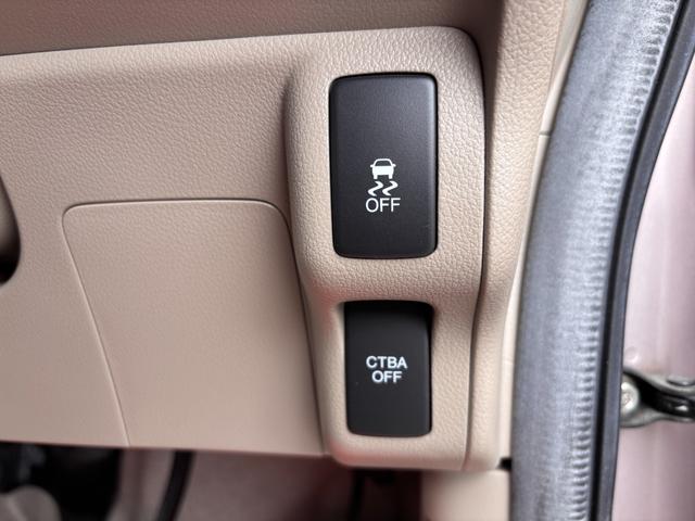 Ｎ－ＢＯＸ Ｇ・Ｌパッケージ　４ＷＤ　両側スライドドア　スマートキー　アイドリングストップ　ベンチシート　ＣＶＴ　盗難防止システム　ＡＢＳ　ＥＳＣ　アルミホイール　衝突安全ボディ　エアコン　パワーステアリング　パワーウィンドウ（8枚目）