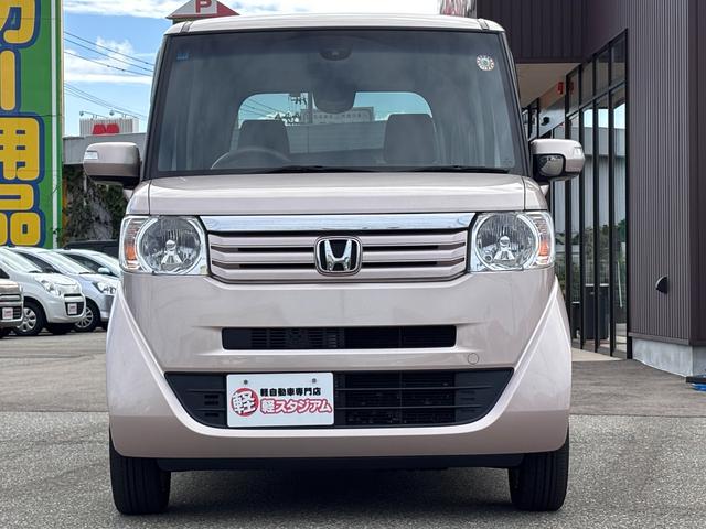 Ｎ－ＢＯＸ Ｇ・Ｌパッケージ　４ＷＤ　両側スライドドア　スマートキー　アイドリングストップ　ベンチシート　ＣＶＴ　盗難防止システム　ＡＢＳ　ＥＳＣ　アルミホイール　衝突安全ボディ　エアコン　パワーステアリング　パワーウィンドウ（19枚目）