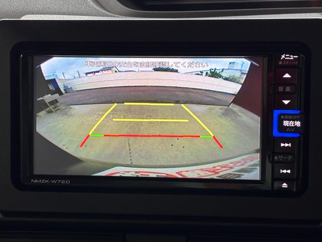 タント Ｘ　両側スライドドア　衝突被害軽減システム　ＬＥＤヘッドランプ　スマートキー　アイドリングストップ　ベンチシート　ＣＶＴ　盗難防止システム　ＡＢＳ　ＥＳＣ　衝突安全ボディ　エアコン　パワーステアリング（12枚目）