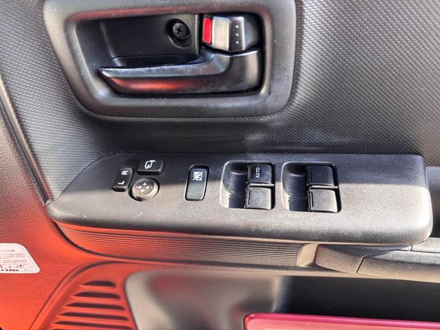 スペーシア ハイブリッドX 両側スライドドア クリアランスソナー 衝突被害軽減システム スマートキー アイドリングストップ CVT 盗難防止システム ABS ESC 衝突安全ボディ エアコン パワーステアリング パワーウィンドウ(7枚目)