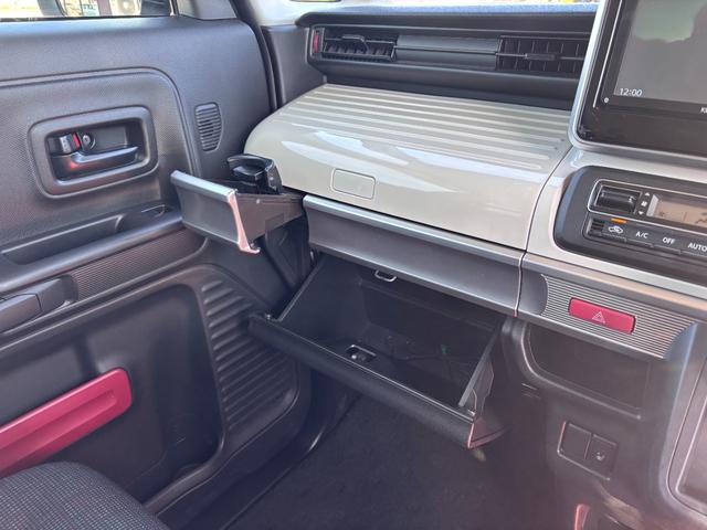 スペーシア ハイブリッドX 両側スライドドア クリアランスソナー 衝突被害軽減システム スマートキー アイドリングストップ CVT 盗難防止システム ABS ESC 衝突安全ボディ エアコン パワーステアリング パワーウィンドウ(17枚目)