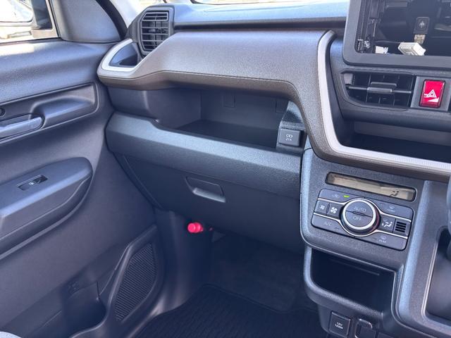 ムーヴ X 両側スライドドア クリアランスソナー 衝突被害軽減システム LEDヘッドランプ スマートキー アイドリングストップ CVT 盗難防止システム ABS ESC 衝突安全ボディ エアコン(13枚目)