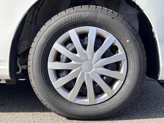 ミライース Ｌ　ＳＡＩＩＩ　４ＷＤ　クリアランスソナー　衝突被害軽減システム　キーレスエントリー　アイドリングストップ　ＣＶＴ　盗難防止システム　ＡＢＳ　ＥＳＣ　衝突安全ボディ　エアコン　パワーステアリング　パワーウィンドウ（27枚目）