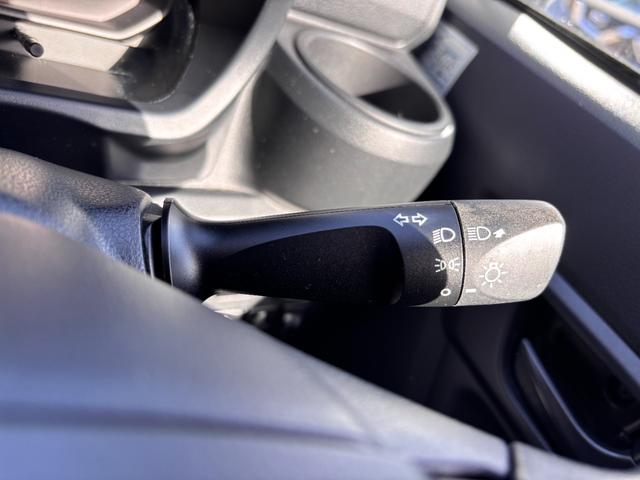 ミライース Ｌ　ＳＡＩＩＩ　４ＷＤ　クリアランスソナー　衝突被害軽減システム　キーレスエントリー　アイドリングストップ　ＣＶＴ　盗難防止システム　ＡＢＳ　ＥＳＣ　衝突安全ボディ　エアコン　パワーステアリング　パワーウィンドウ（31枚目）