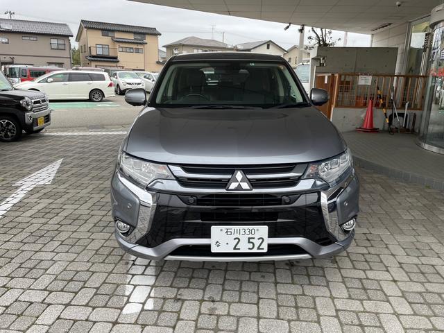 三菱 アウトランダーＰＨＥＶ