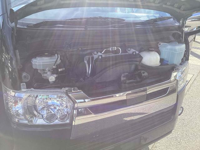 ハイエースバン ロングスーパーＧＬ　ダークプライムＳ　ＥＴＣ　バックカメラ　ナビ　ＴＶ　レーンアシスト　衝突被害軽減システム　両側スライドドア　オートマチックハイビーム　スマートキー　電動格納ミラー　後席モニター　ＣＶＴ　ＣＤ　ＵＳＢ　Ｂｌｕｅｔｏｏｔｈ（33枚目）