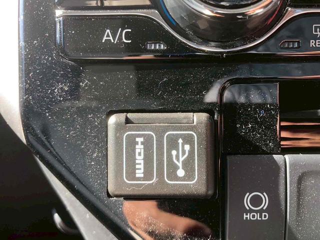 トール カスタムＧ　４ＷＤ　ドライブレコーダー　バックカメラ　ナビ　ＴＶ　両側電動スライドドア　クリアランスソナー　オートクルーズコントロール　衝突被害軽減システム　アルミホイール　オートライト　ＬＥＤヘッドランプ（22枚目）