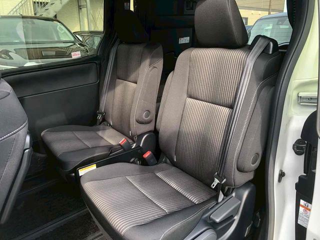 ヴォクシー ＺＳ　煌ＩＩ　４ＷＤ　ドライブレコーダー　ＥＴＣ　バックカメラ　ナビ　オートクルーズコントロール　レーンアシスト　衝突被害軽減システム　両側電動スライドドア　オートマチックハイビーム　オートライト（27枚目）