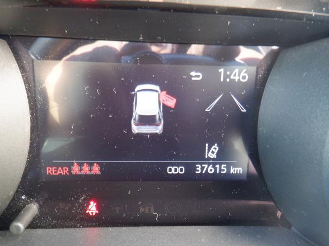 ヤリスクロス ハイブリッドＧ　９インチディスプレイオーディオ・バックカメラ・シートヒーター・純正アルミ（15枚目）