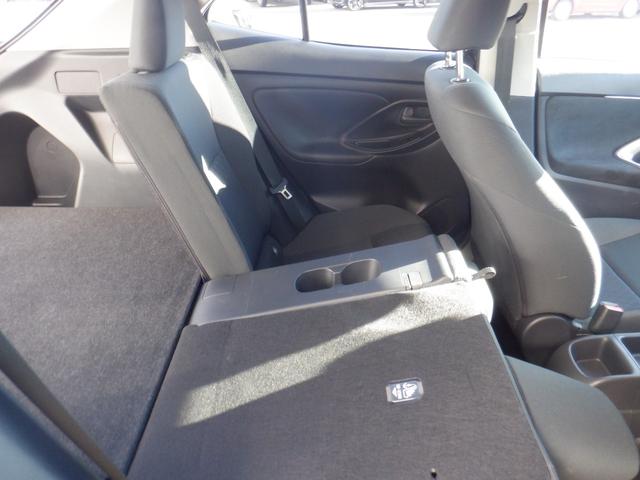 ヤリスクロス ハイブリッドＧ　９インチディスプレイオーディオ・バックカメラ・シートヒーター・純正アルミ（28枚目）